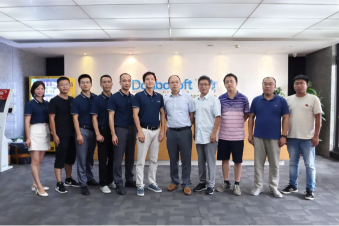 学以致用，东宝率先打破高校教育与企业应用脱轨的人才现状！